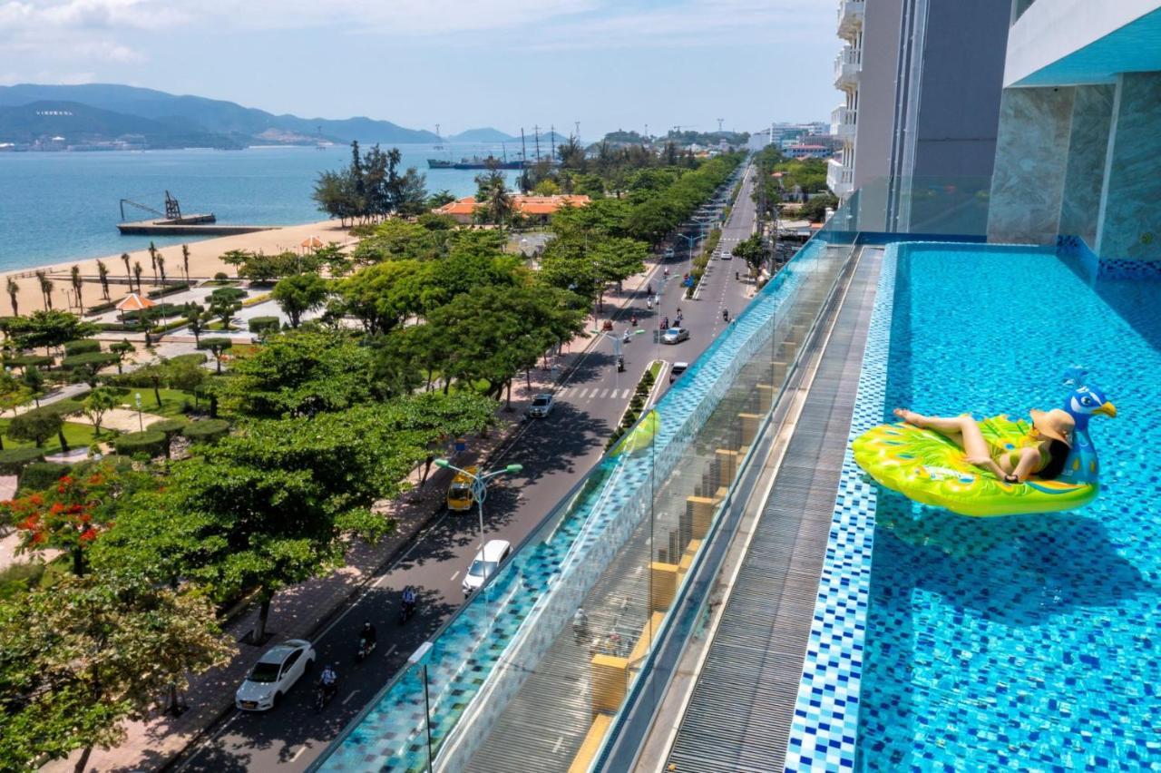 Grand Gosia Hotel Nha Trang Exteriör bild