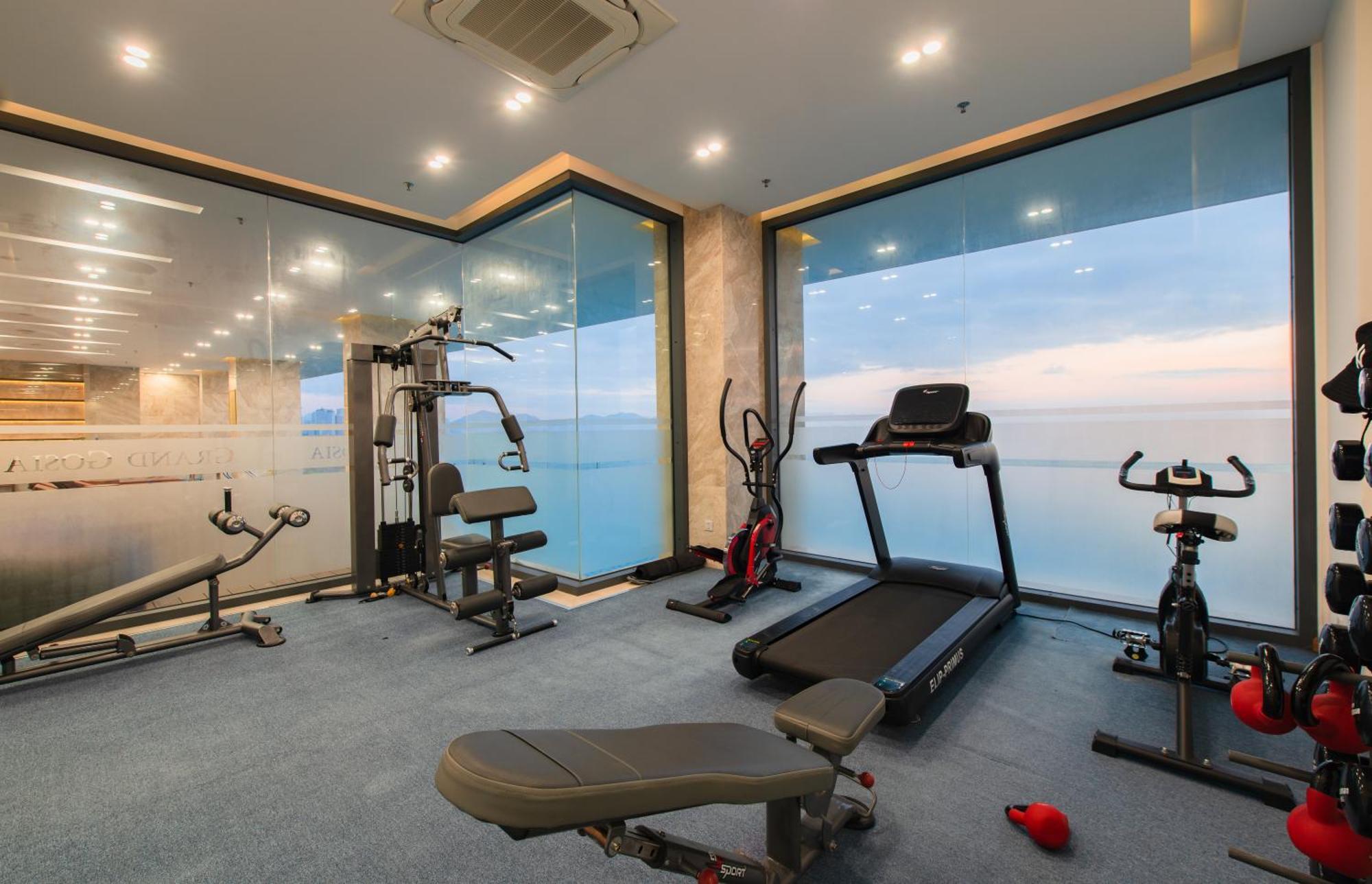 Grand Gosia Hotel Nha Trang Exteriör bild